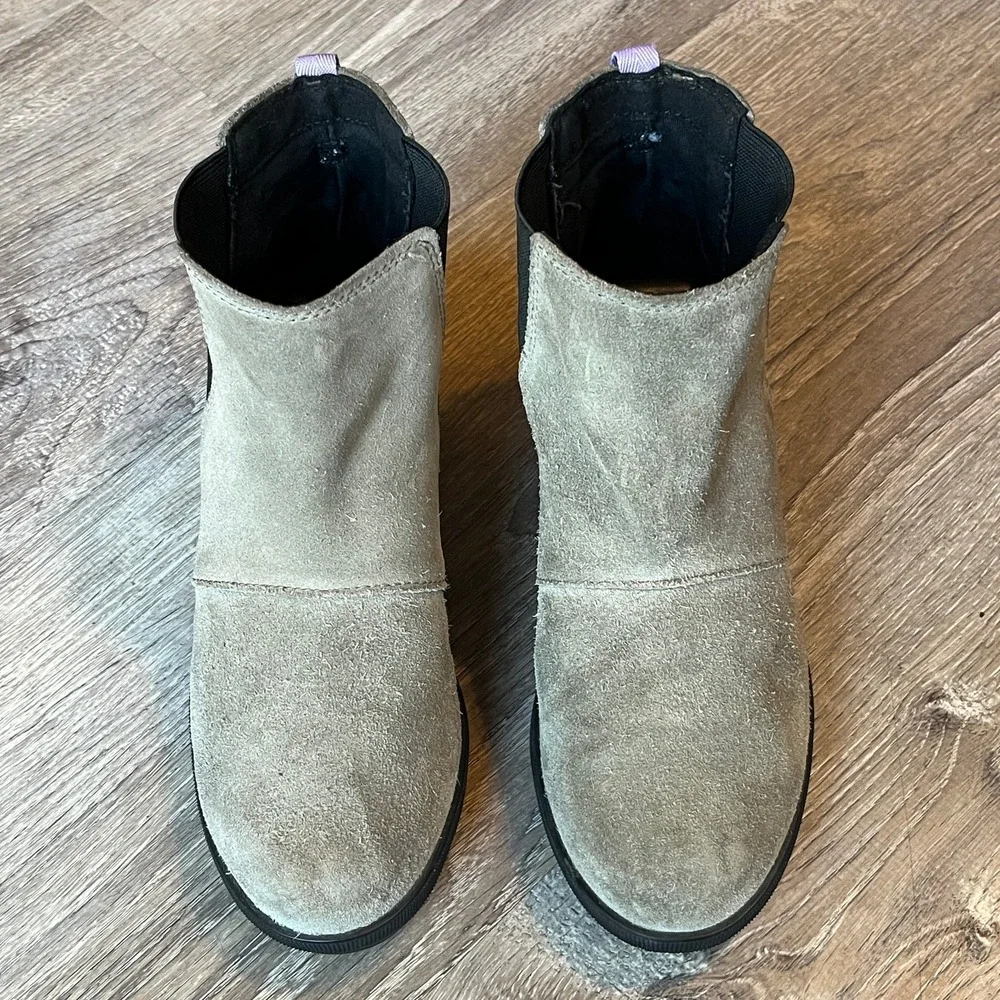 Sorel Joan of Arctic Wedge II Chelsea Boots Gray Suede Womens 5 Youth‎ 4 UK 3